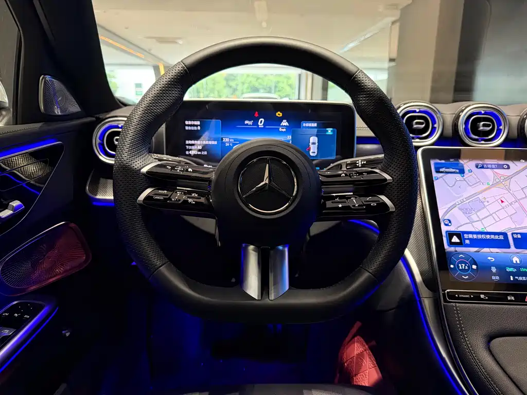 Mercedes-Benz C-Class 2025 — фото 17