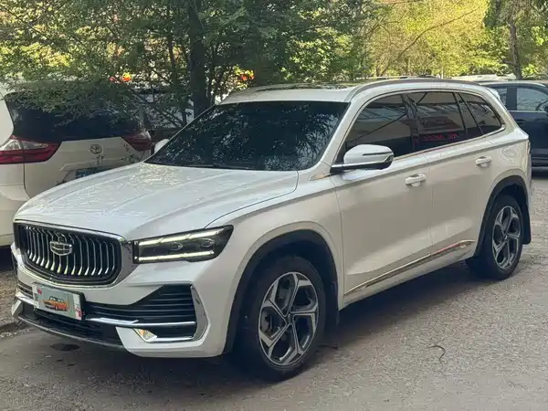 Geely Xingyue L 2024