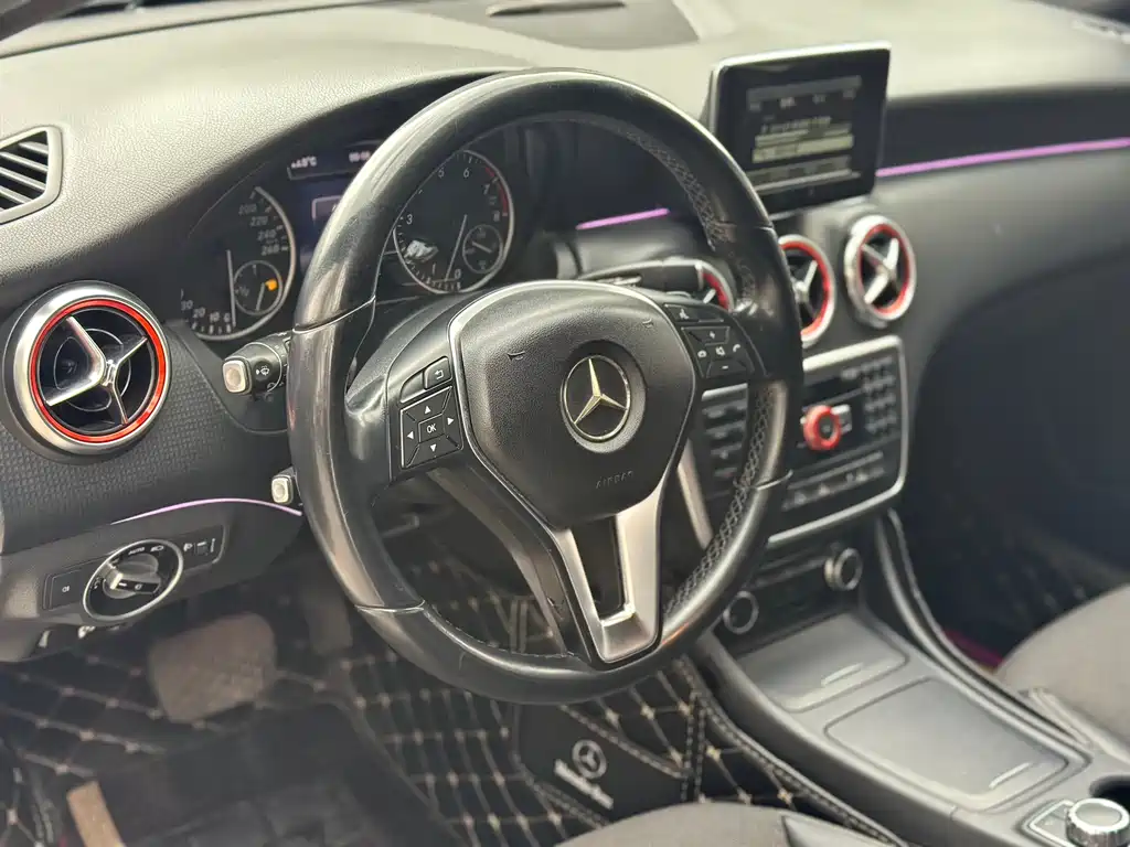 Mercedes-Benz A-Class 2013
