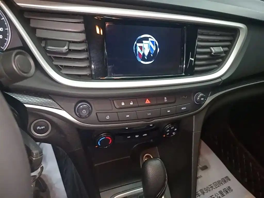 Buick Excelle 2022 — фото 13