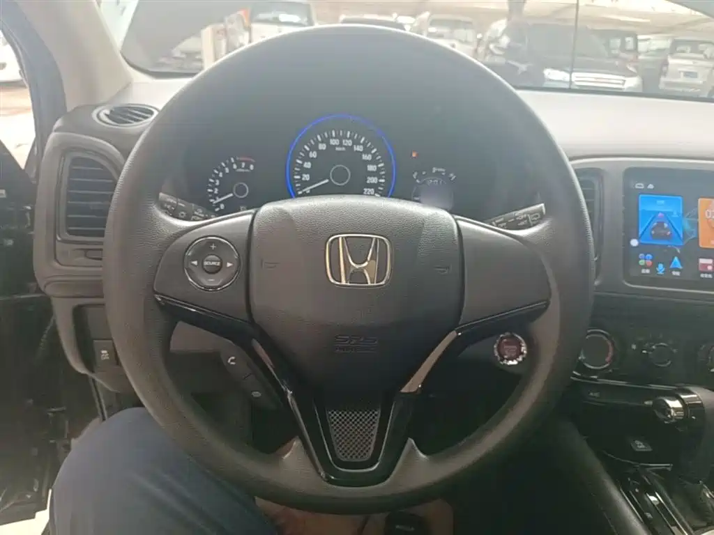 Honda Vezel 2017 — фото 11