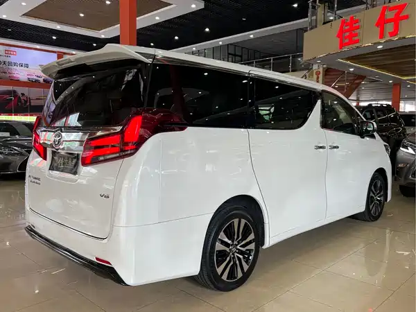 Toyota Alphard 2018