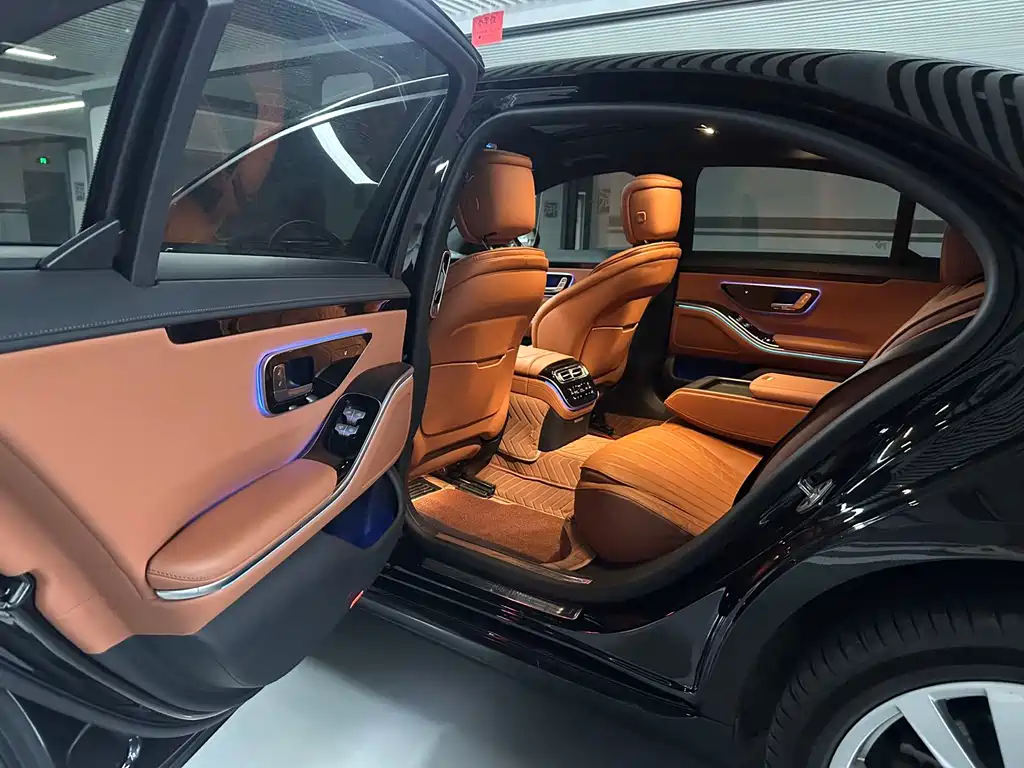 Mercedes-Benz S-Class 2023 — фото 13