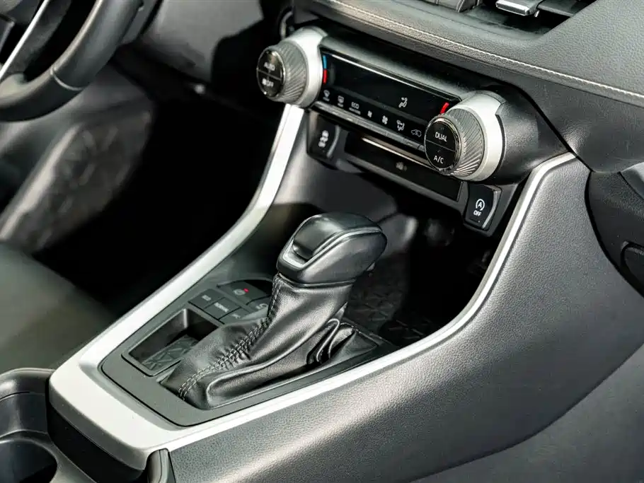Toyota Wildlander 2024 — фото 16