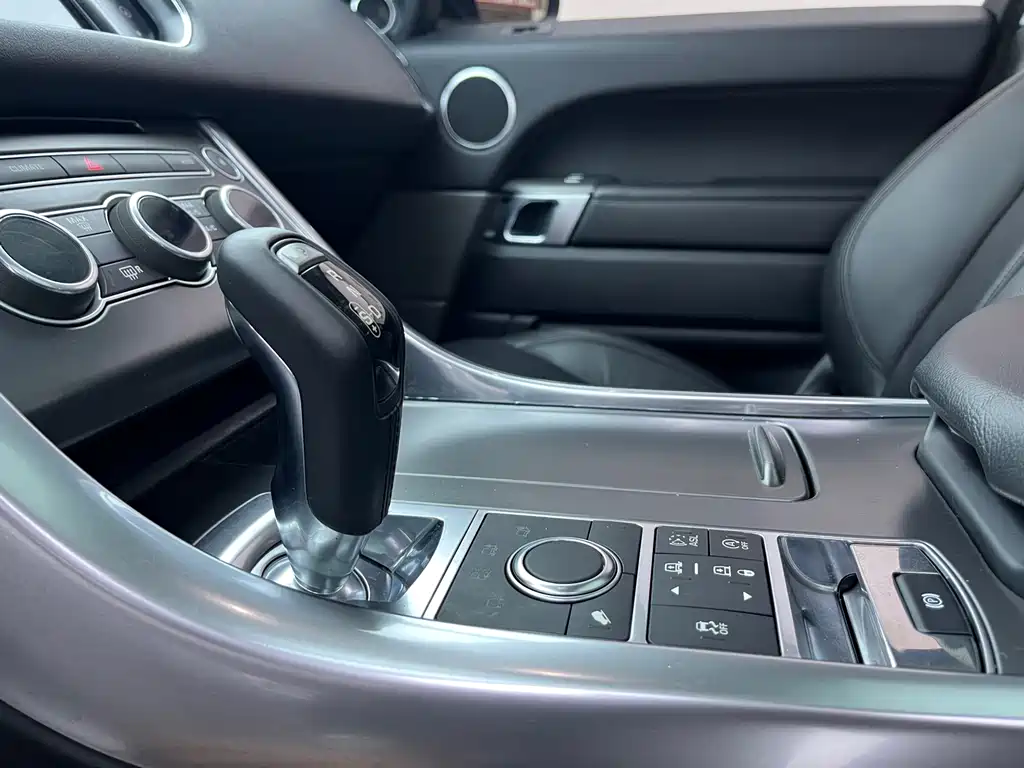 Land Rover Sport 2017 — фото 14