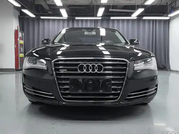 Audi A8 2011