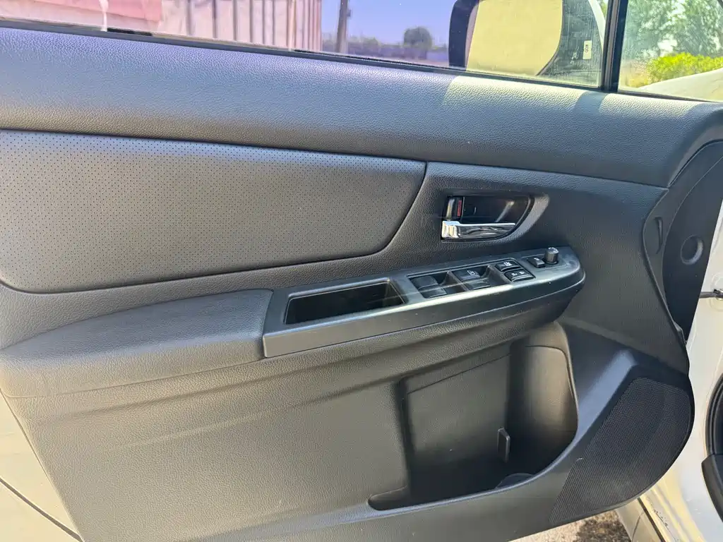 Subaru XV 2014 — фото 13