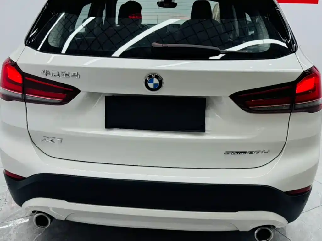 BMW X1 2021 — фото 13