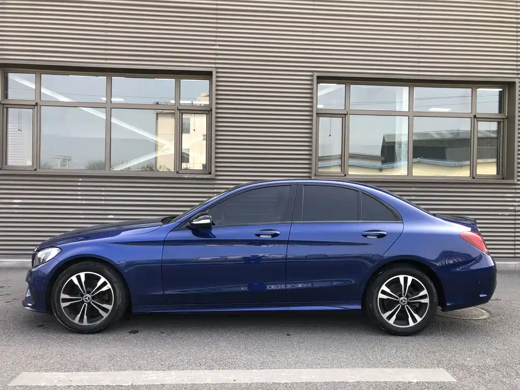 Mercedes-Benz C-Class 2018 — фото 3