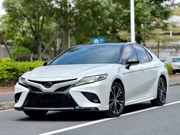Toyota Camry 2018