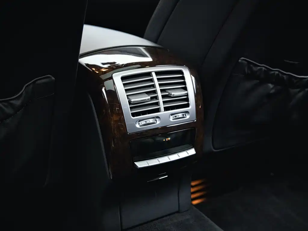 Mercedes-Benz S-Class AMG 2013 — фото 36