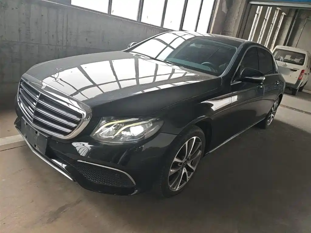 Mercedes-Benz E-Class 2018 — фото 1