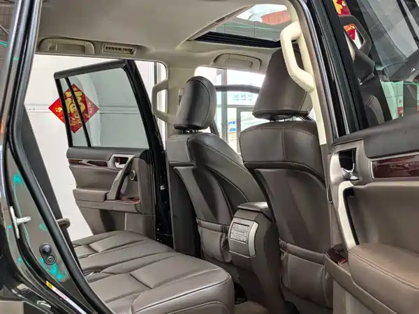 Lexus GX 2012