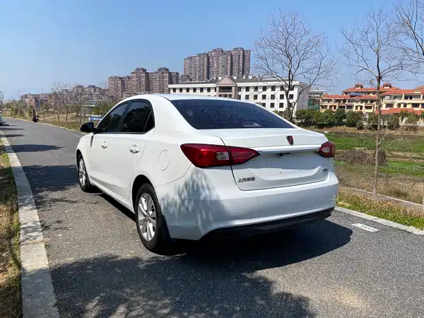 Roewe 360 2017