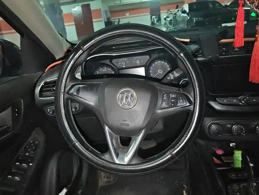 Buick Excelle 2018 — фото 15