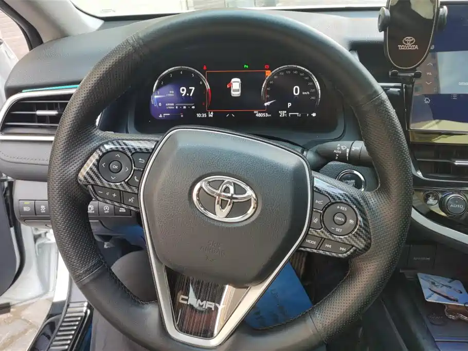 Toyota Camry 2022 — фото 15
