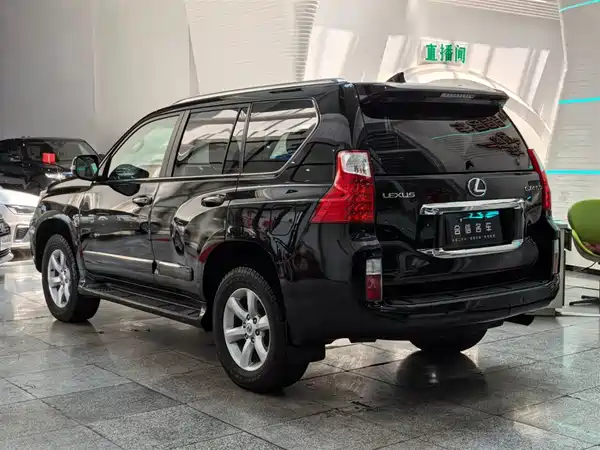 Lexus GX 2012