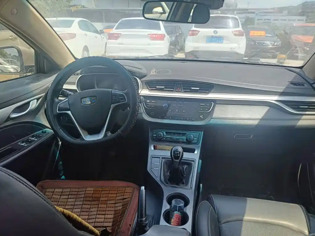 Geely Emgrand 2018