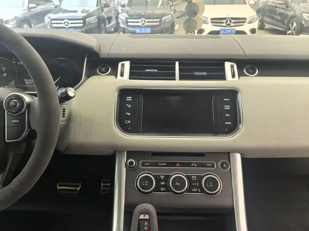 Land Rover Sport 2014 — фото 23