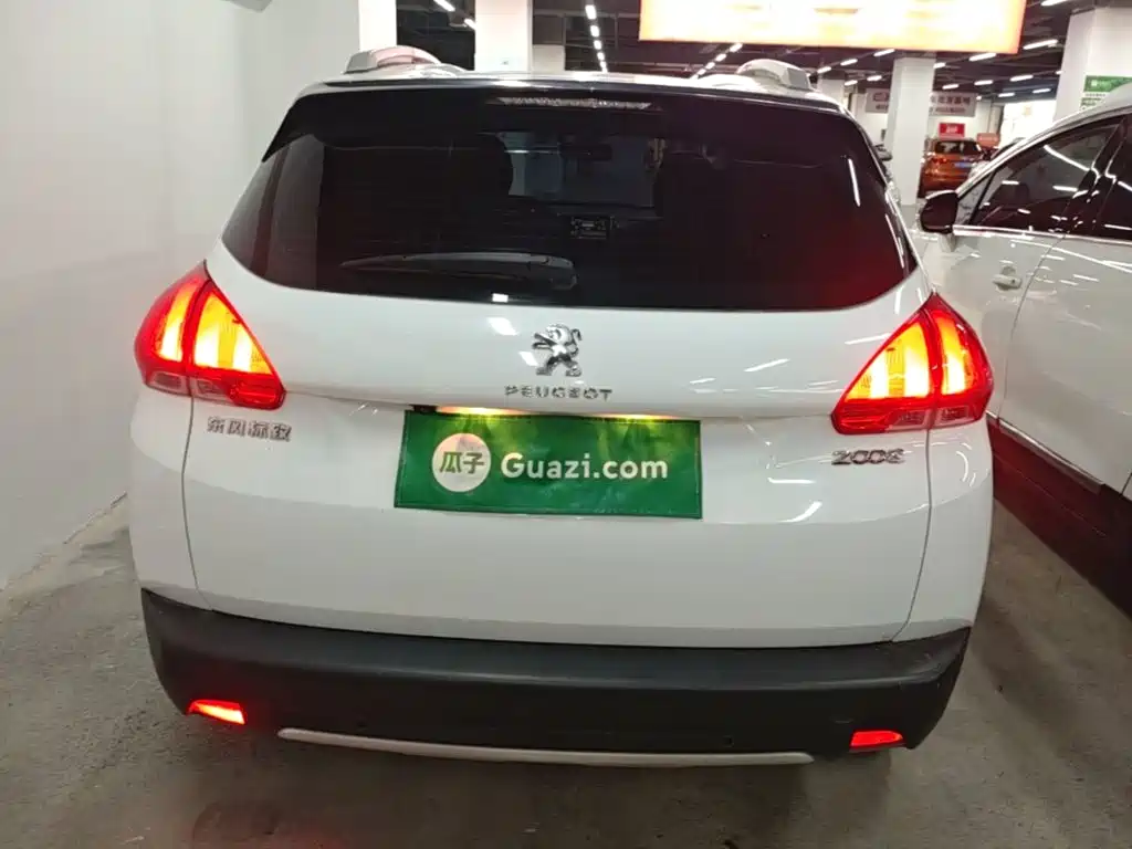Peugeot 2008 2015