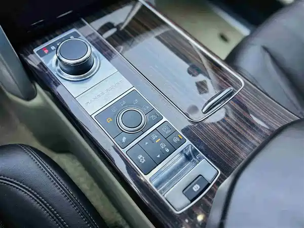 Land Rover Range Rover 2014