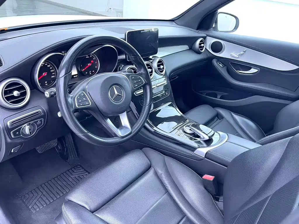 Mercedes-Benz GLC 2017