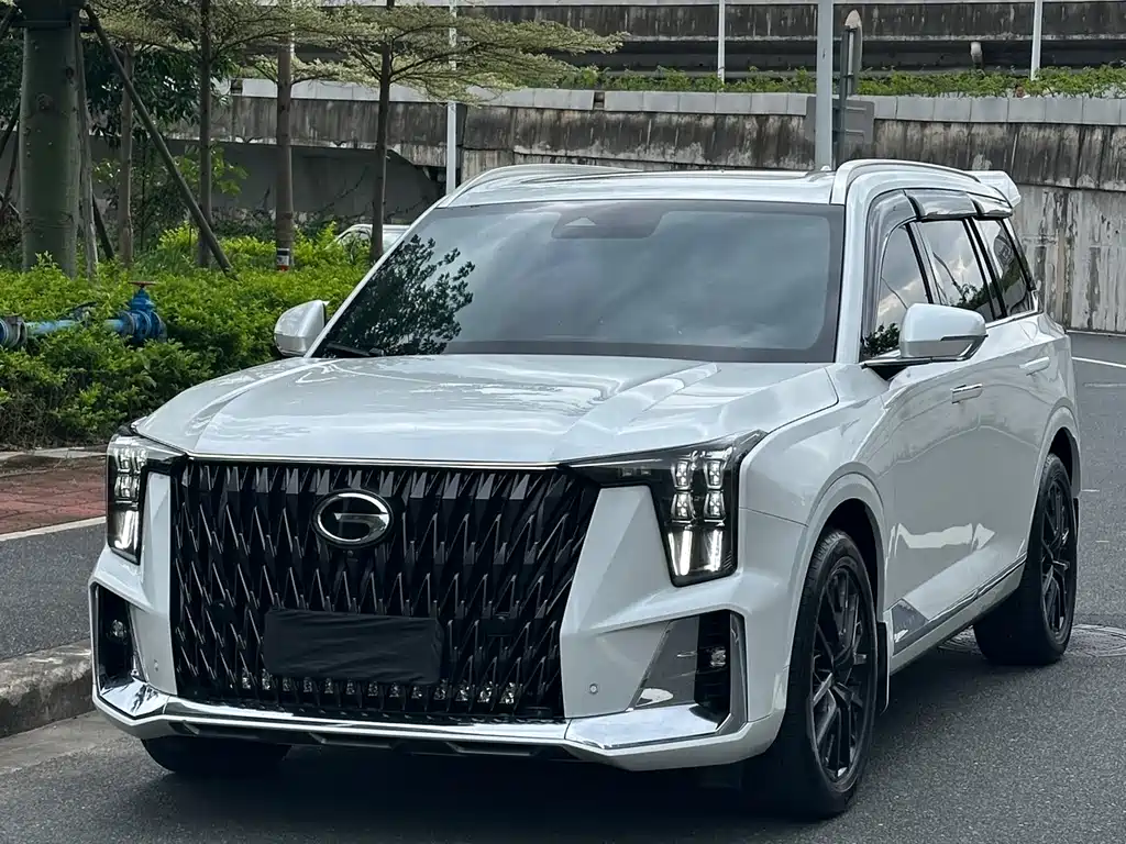 GAC Motor Trumpchi GS8 2022 — фото 1