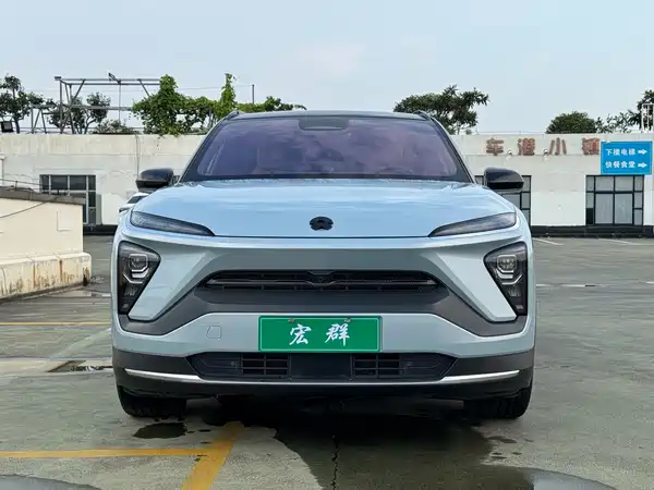 NIO ES6 2020