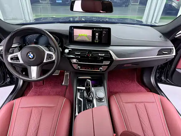 BMW 5 Series 2022
