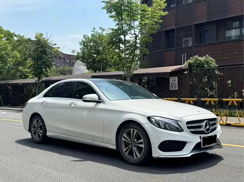 Mercedes-Benz C-Class 2018 — фото 3