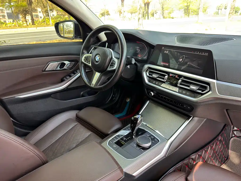 BMW 3 Series 2022 — фото 11