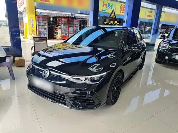 Volkswagen Golf 2023