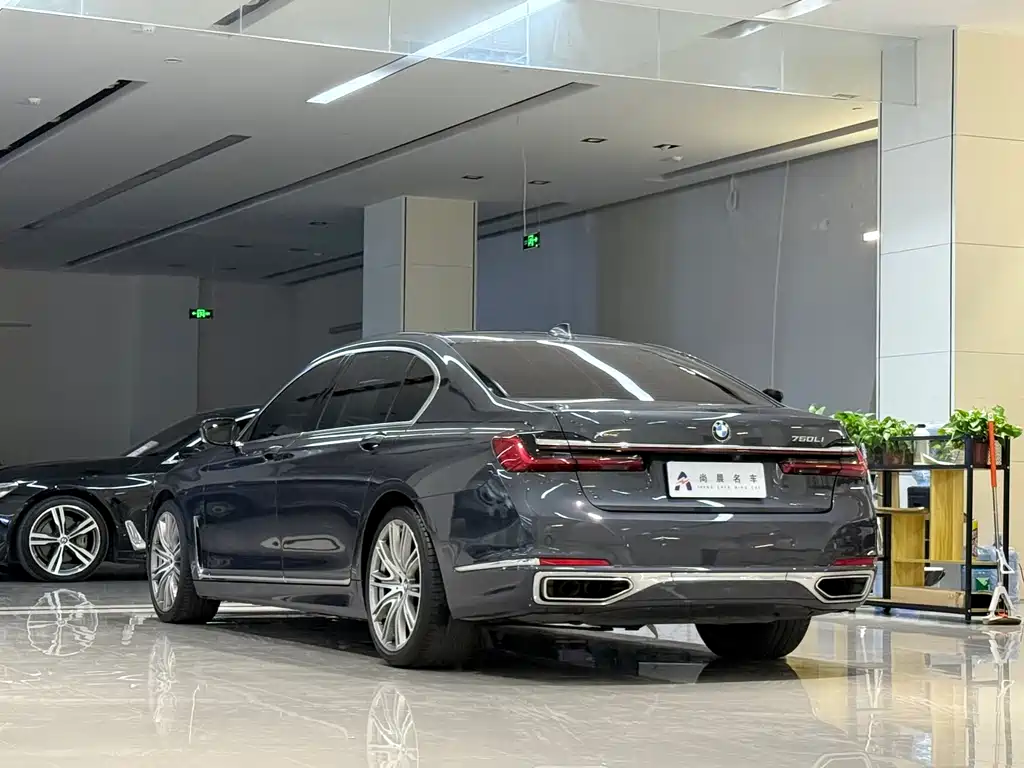 BMW 7 Series 2020 — фото 15