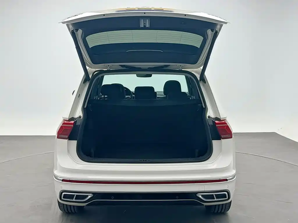 Volkswagen Tiguan L 2022