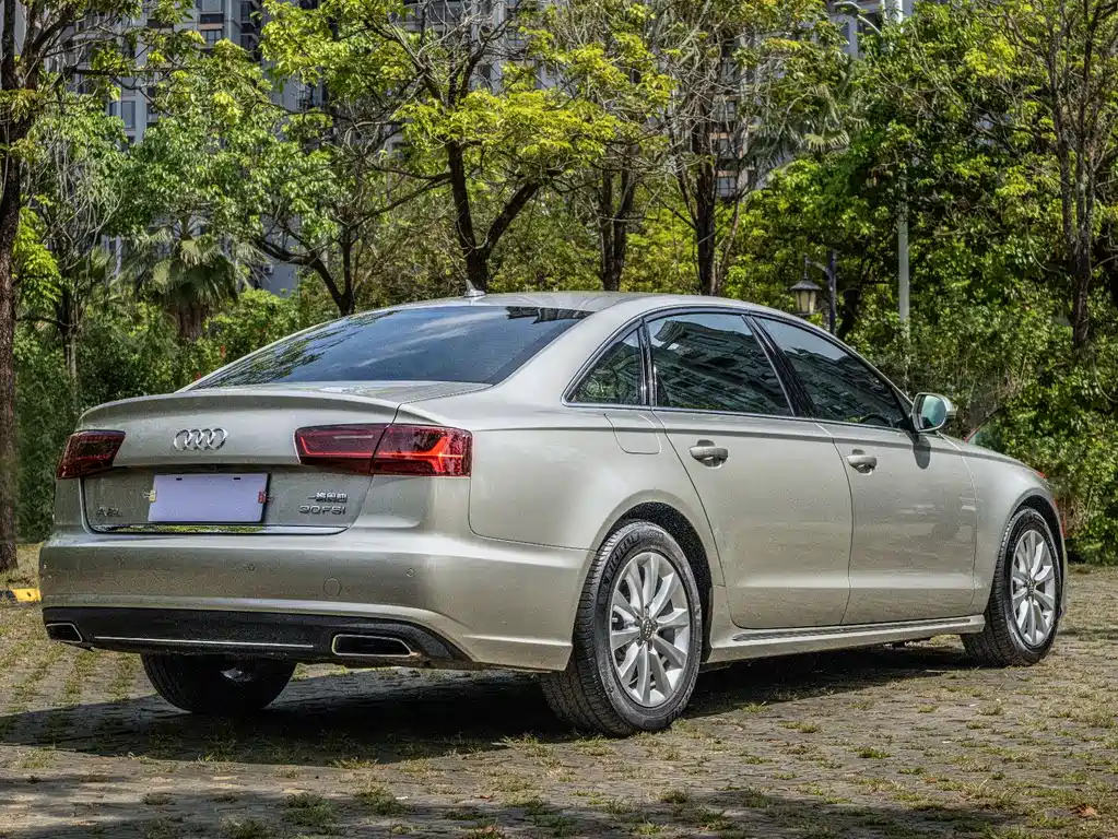 Audi A6L 2016 — фото 6