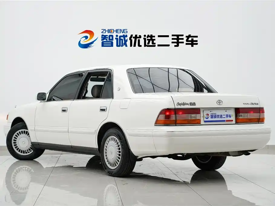 Toyota Crown 1998 — фото 33