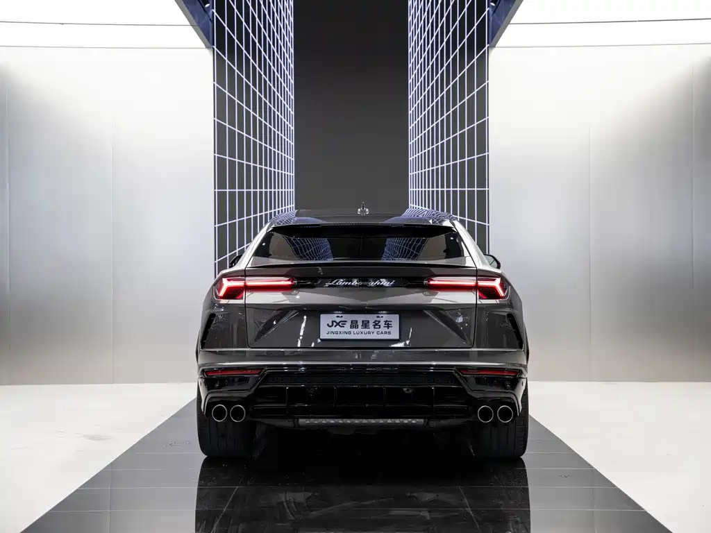 Lamborghini Urus 2022 — фото 13