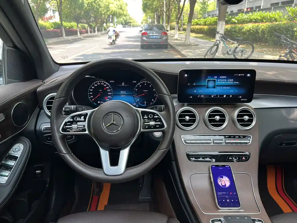 Mercedes-Benz GLC 2020