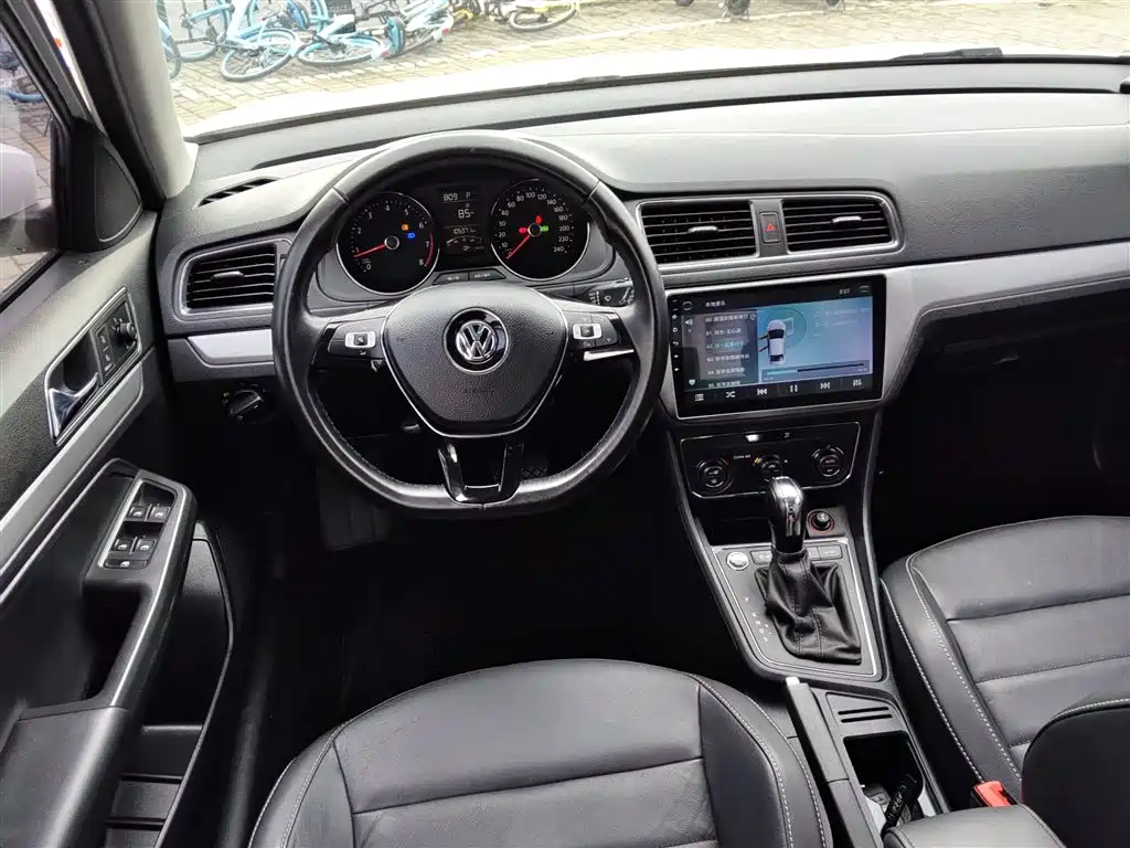 Volkswagen Gran Lavida 2018 — фото 11