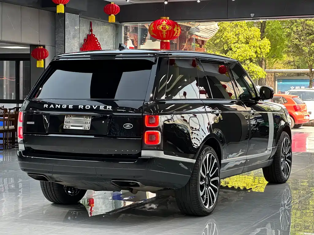 Land Rover Range Rover 2018 — фото 19