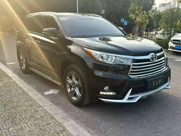 Toyota Highlander 2015