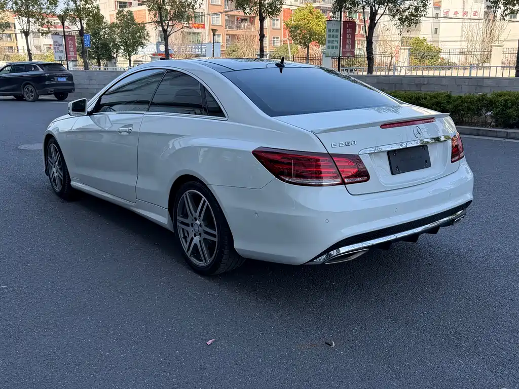 Mercedes-Benz E-Class 2017 — фото 6