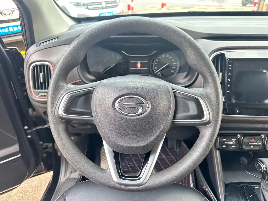 GAC Motor Trumpchi GS3 2018 — фото 15