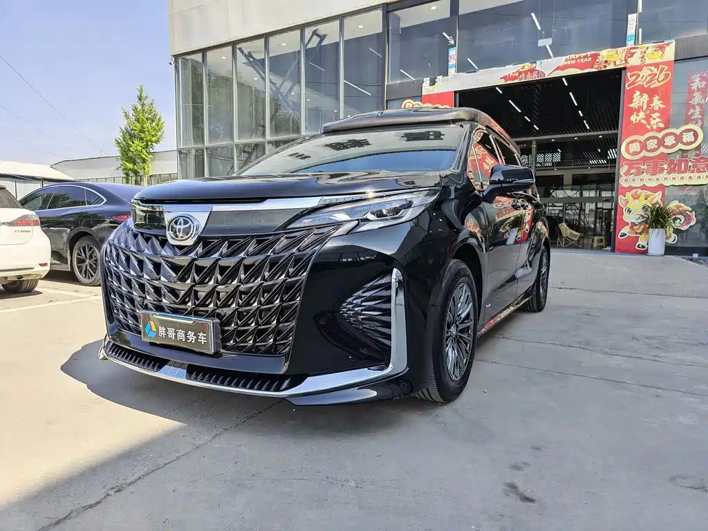 Toyota Sienna 2025