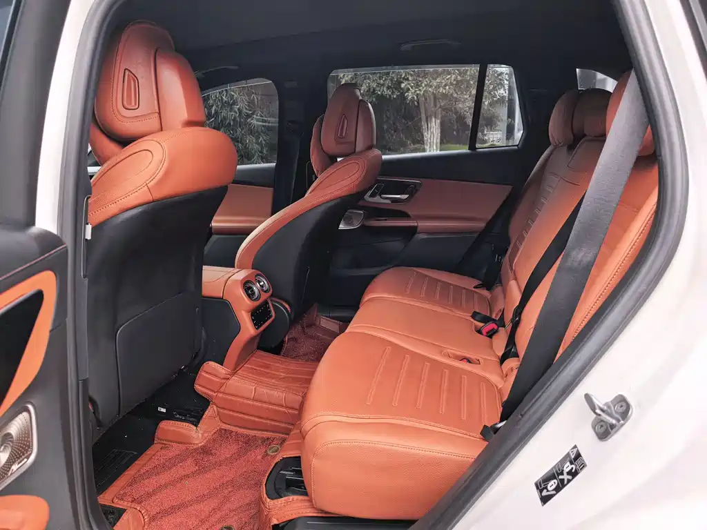 Mercedes-Benz GLC 2023 — фото 18