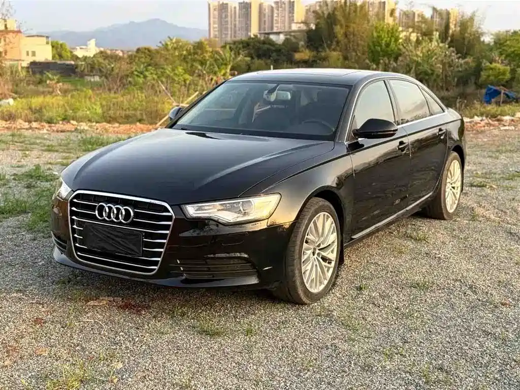 Audi A6L 2015 — фото 1