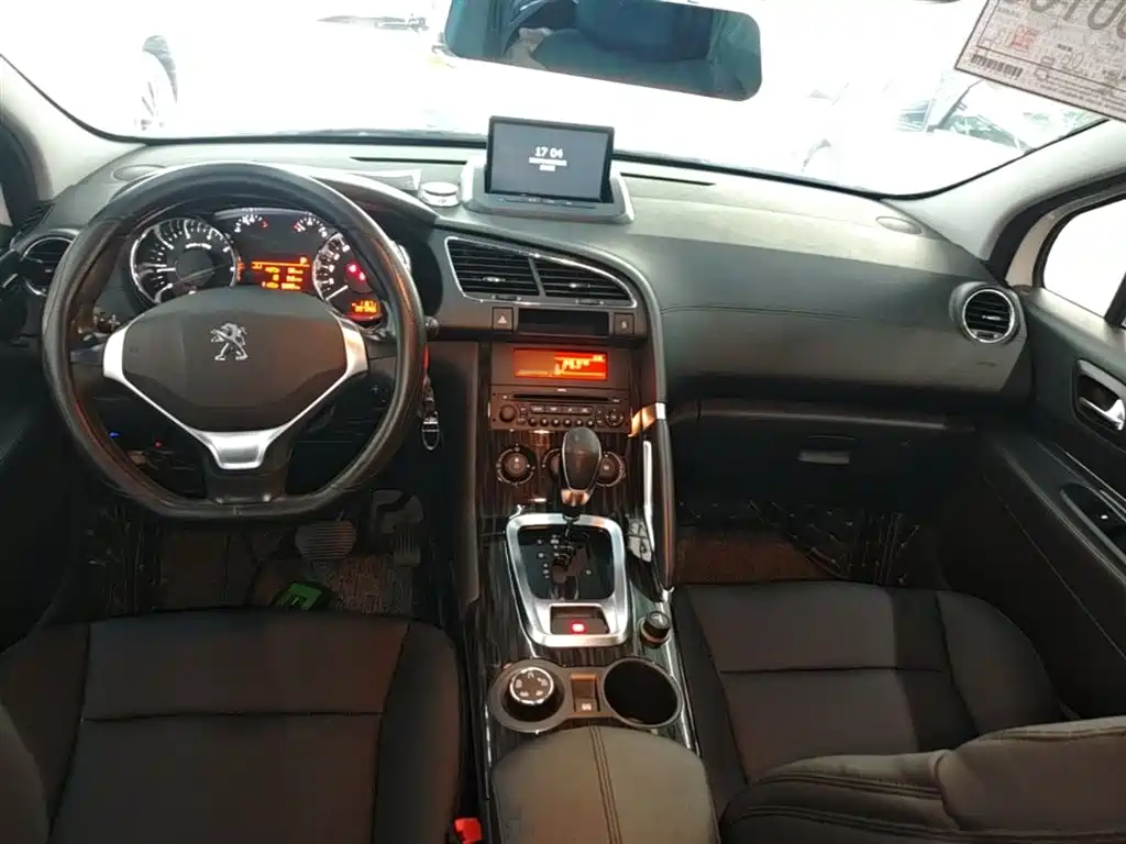 Peugeot 3008 2016 — фото 10