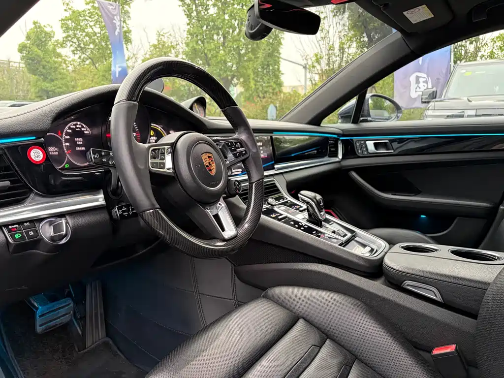 Porsche Panamera 2018 — фото 4