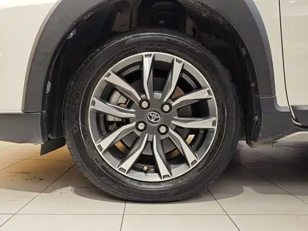 Toyota Yaris L 2020
