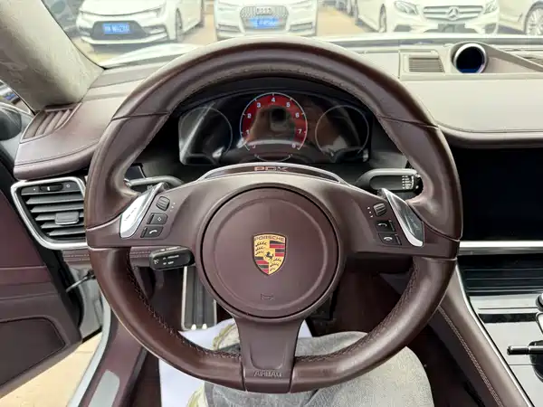 Porsche Panamera 2016